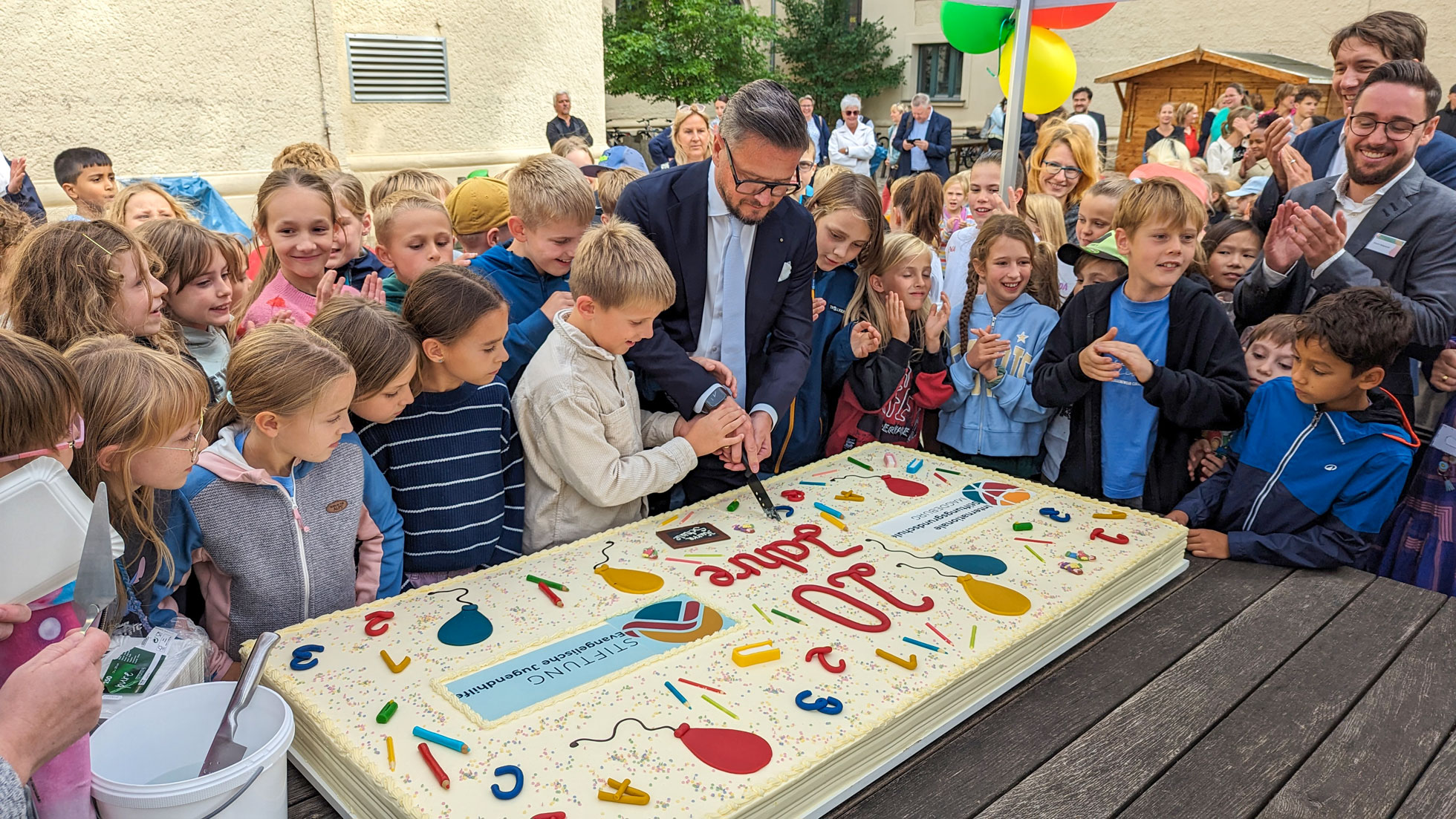 20 Jahre Vielfalt, Sprache, Zukunft – Jubiläumsfeier an der Dreisprachigen Internationalen Grundschule Magdeburg