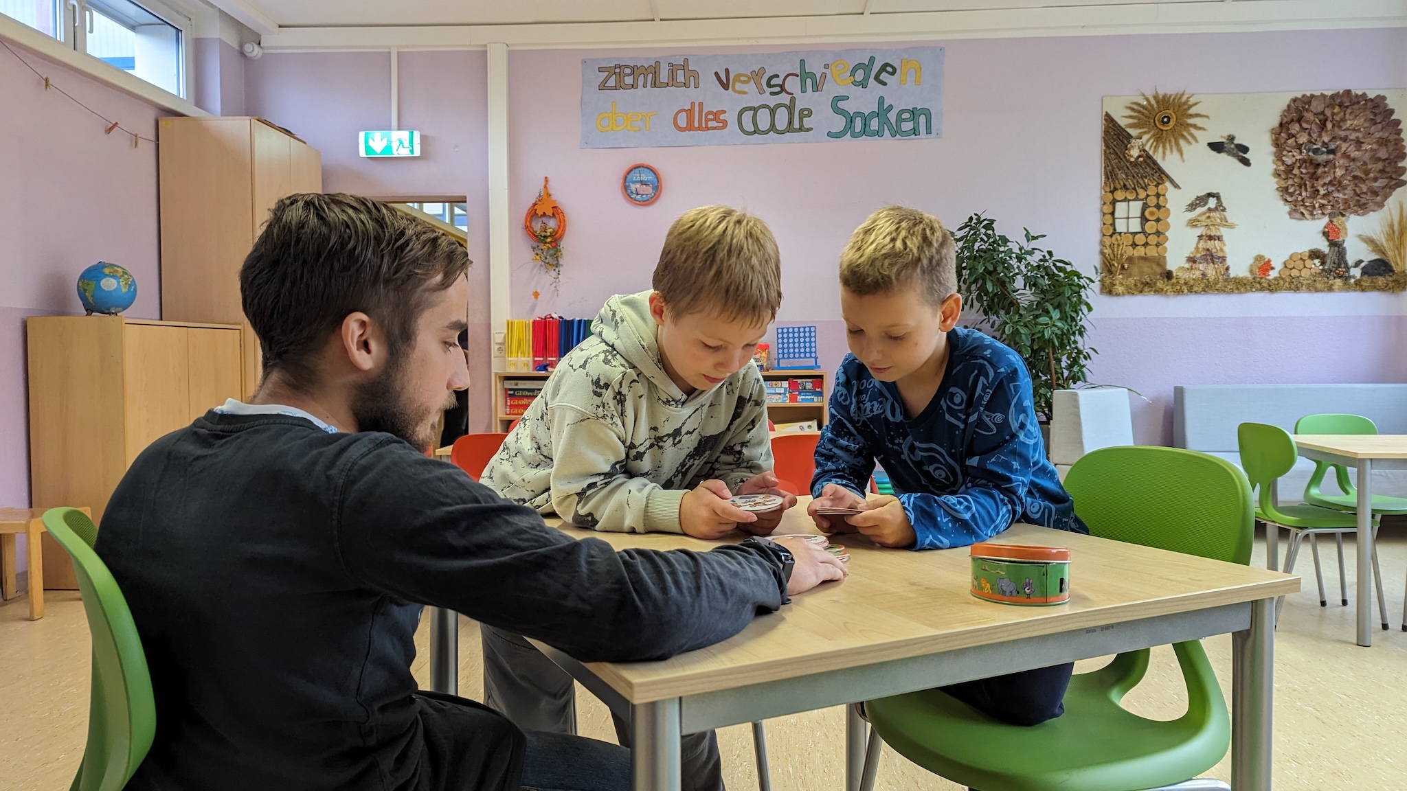 Willkommen im Hort Pfiffikus Bernburg – „Hilf mir, es selbst zu tun.“