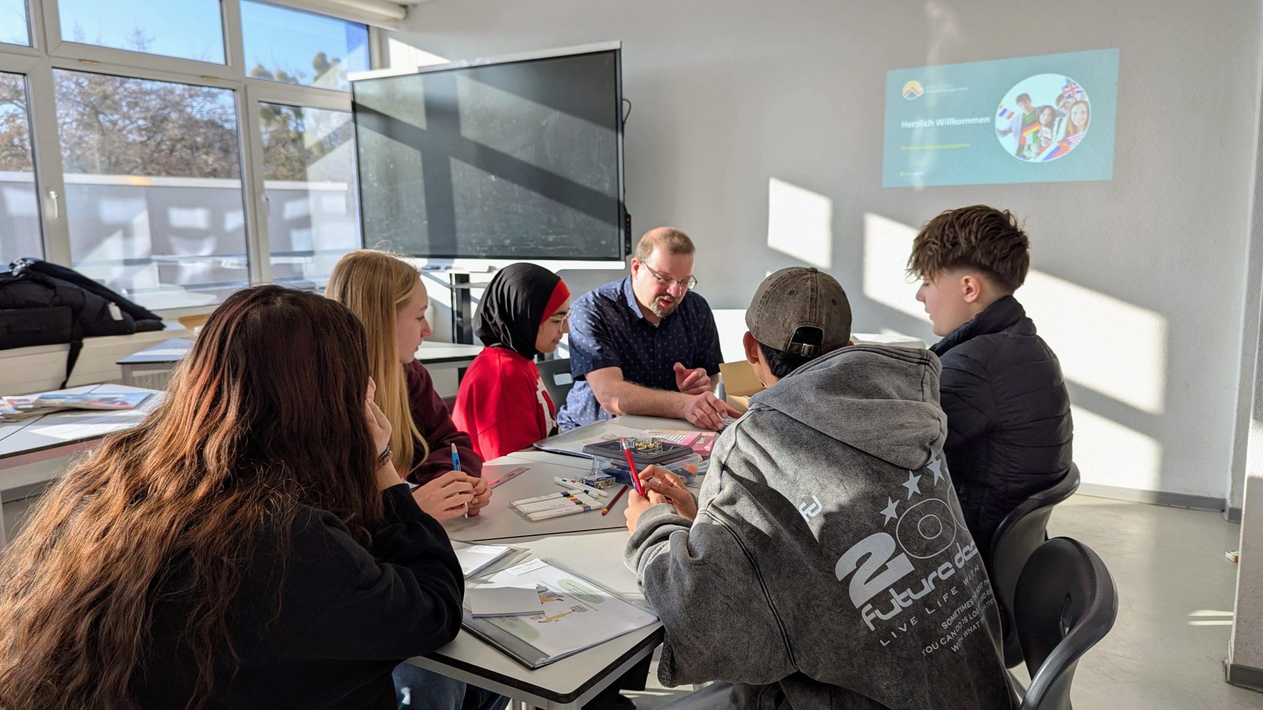 Berufsfindungsmesse am Stiftungsgymnasium: Einblicke in die Zukunft im Rahmen der Berufsorientierung